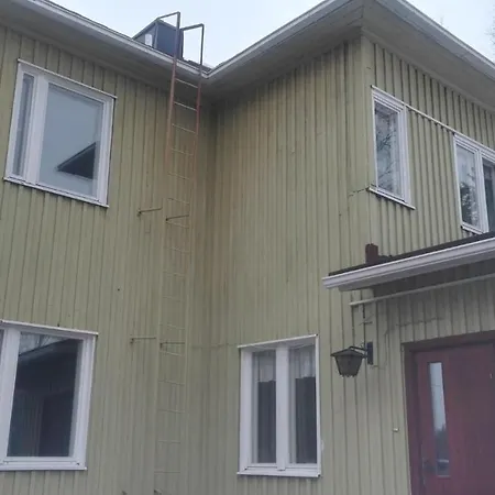宾馆 Grandma's Cabin Pelkosenniemi